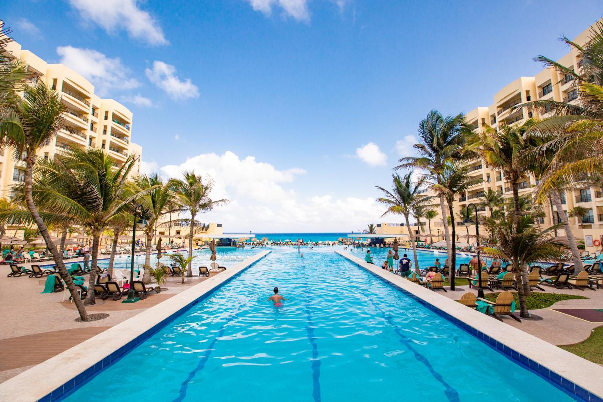 The Royal Sands Resort & Spa Cancún Exterior foto