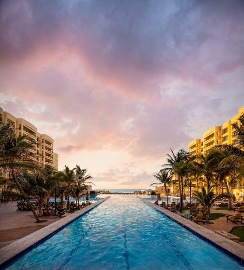 The Royal Sands Resort & Spa Cancún Exterior foto